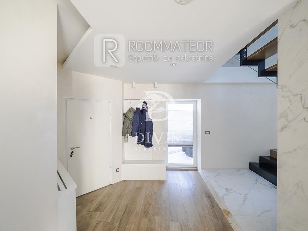 Slika 5 - Vojvode Savatija, Trosoban stan na prodaju, 158m2, 550.000€